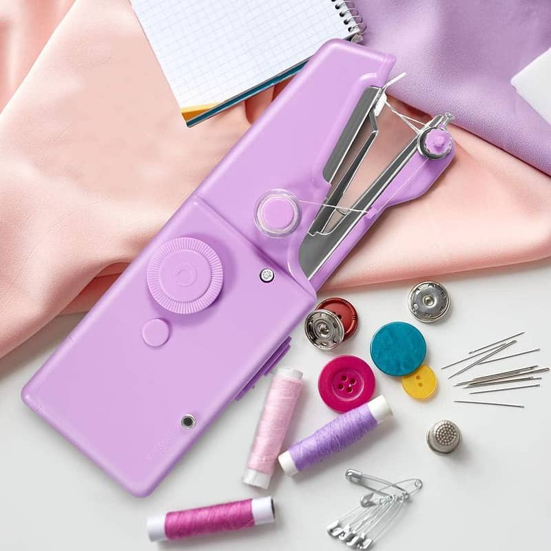 mini sewing machine 1
