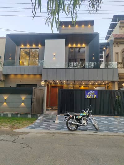 10 MARLA BRAND NEW HOUSE FOR SALE IN WAPDA TOWN PHASE 1