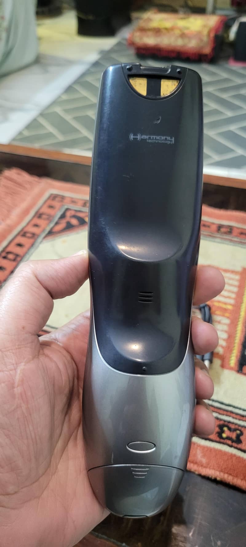 LOGITECH HARMONY 900 UNIVERSAL REMOTE 1