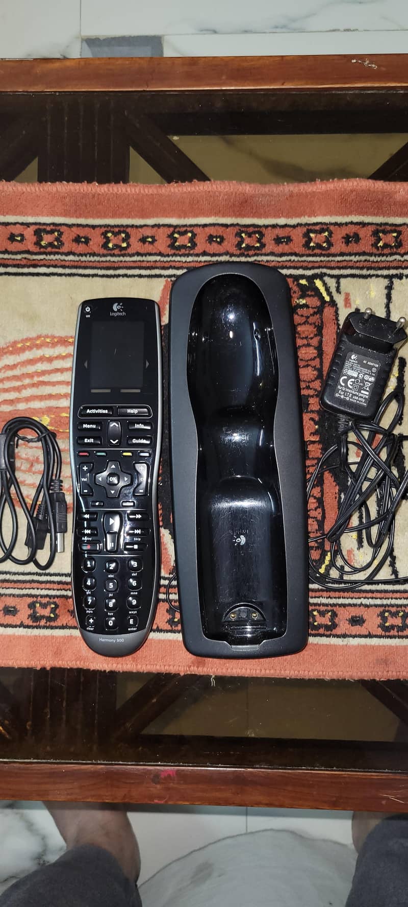 LOGITECH HARMONY 900 UNIVERSAL REMOTE 2