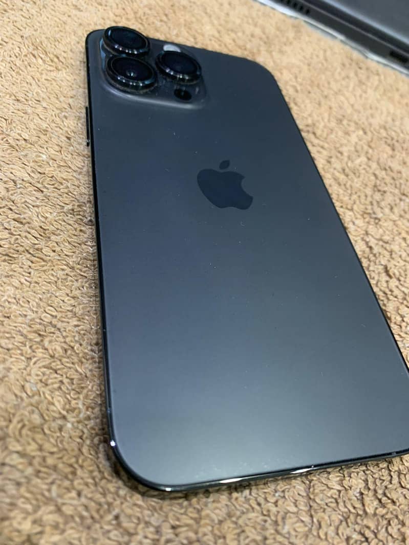 iphone 14 pro max 7