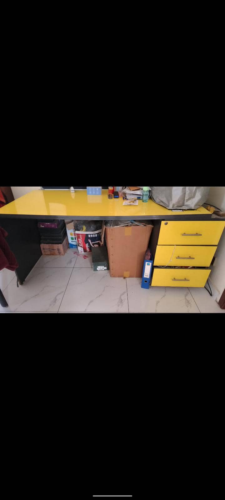 Office table 0