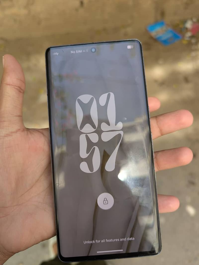 Google pixel 7 pro Sim time available 1