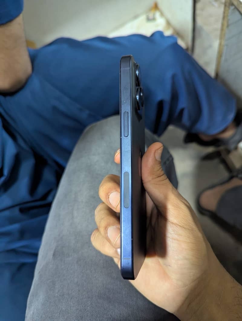 Iphone 15 pro max 2