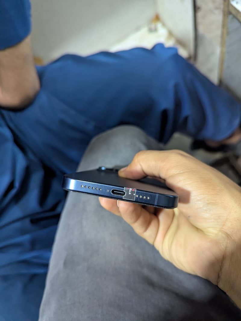 Iphone 15 pro max 7