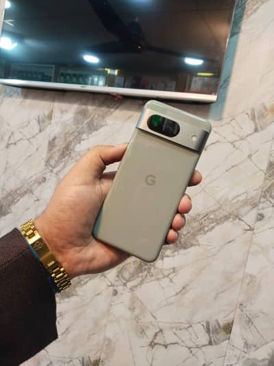Google Pixel 8