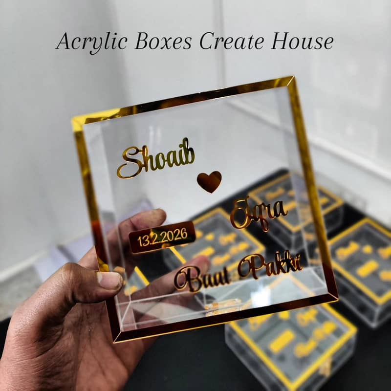 Premium Custom Acrylic Boxes & Gift Packaging 9
