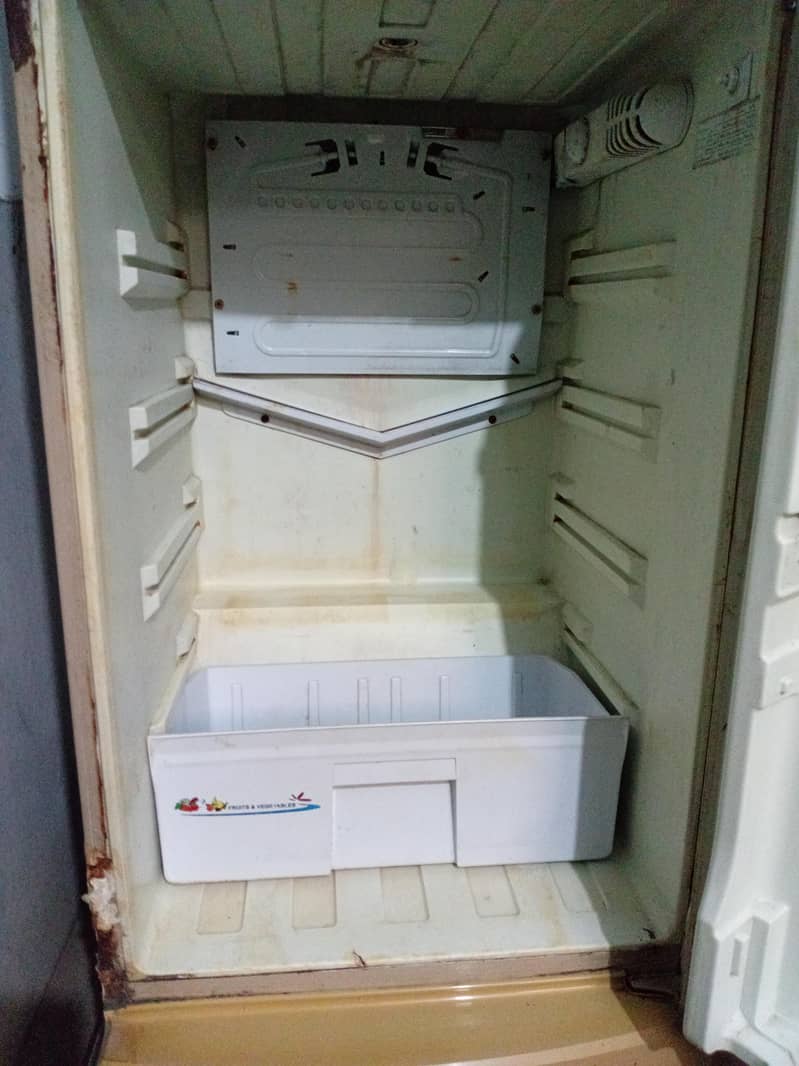 Fridge 3