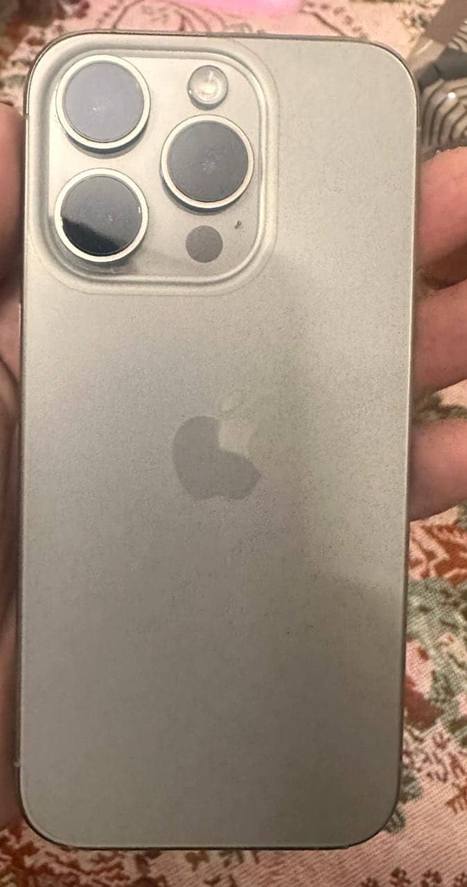 Iphone 15 pro 6