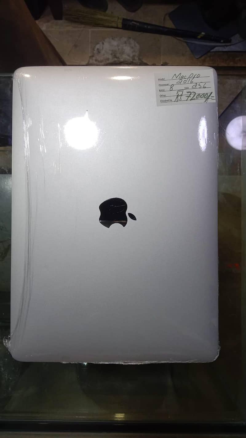 Mac book 2016 0
