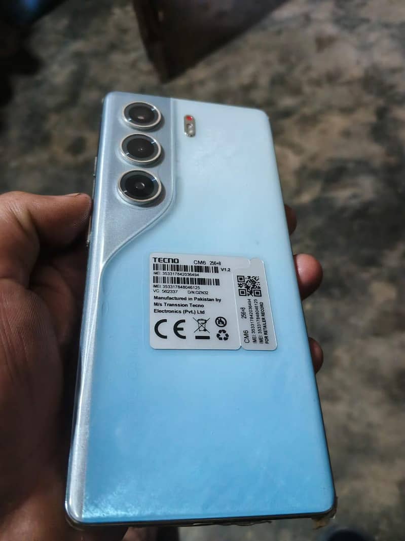 Tecno camon 40 pro 1
