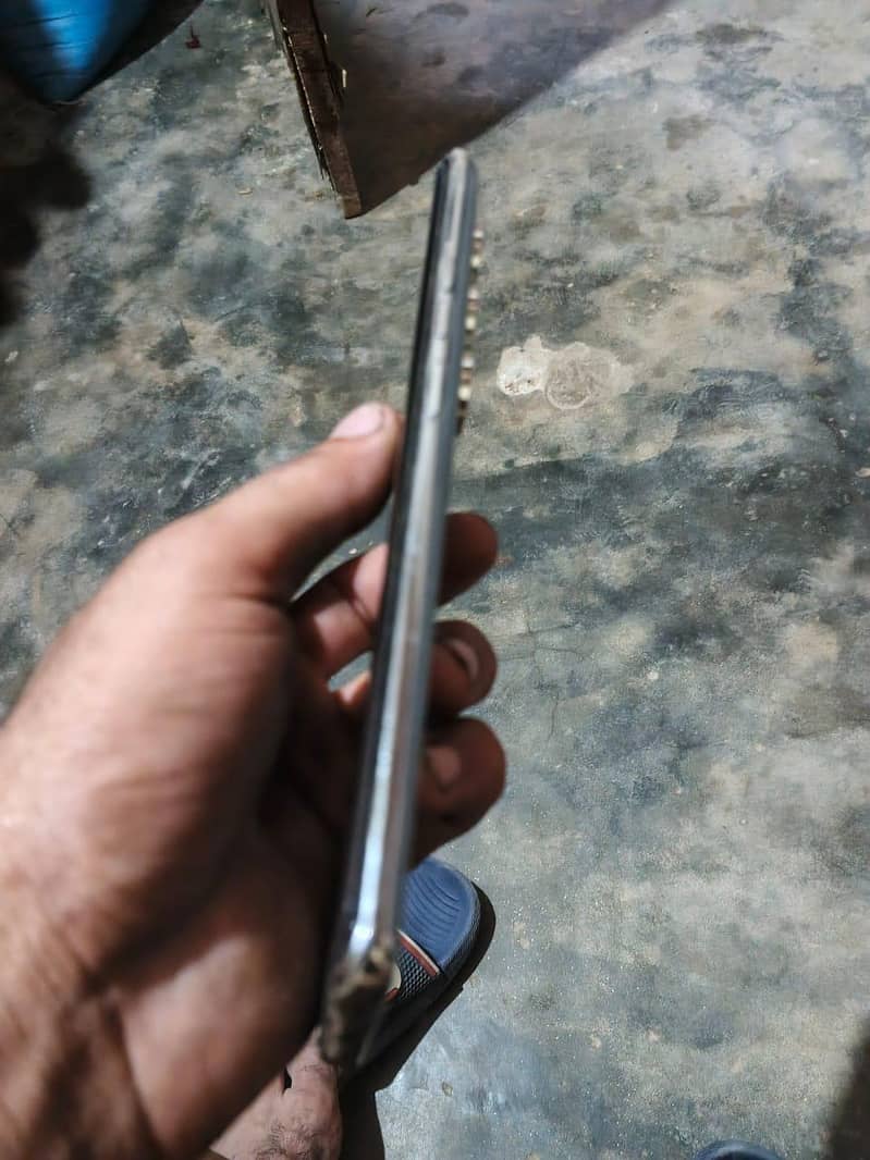 Tecno camon 40 pro 5