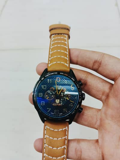 TAG HEUER