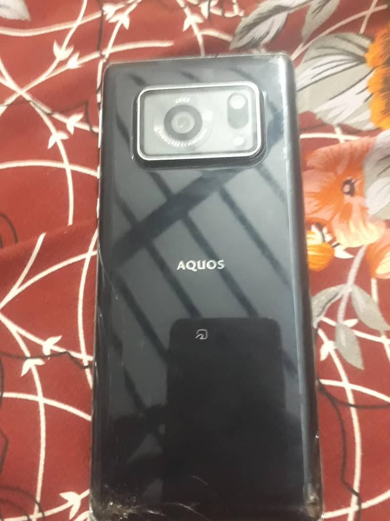 Sharp aquos r6 0