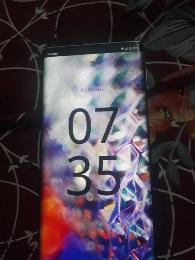 Sharp aquos r6 1