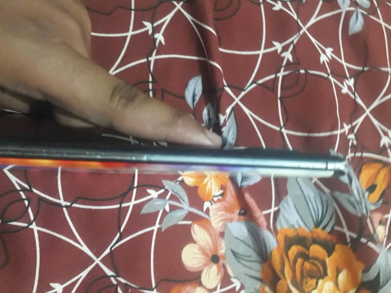 Sharp aquos r6 2