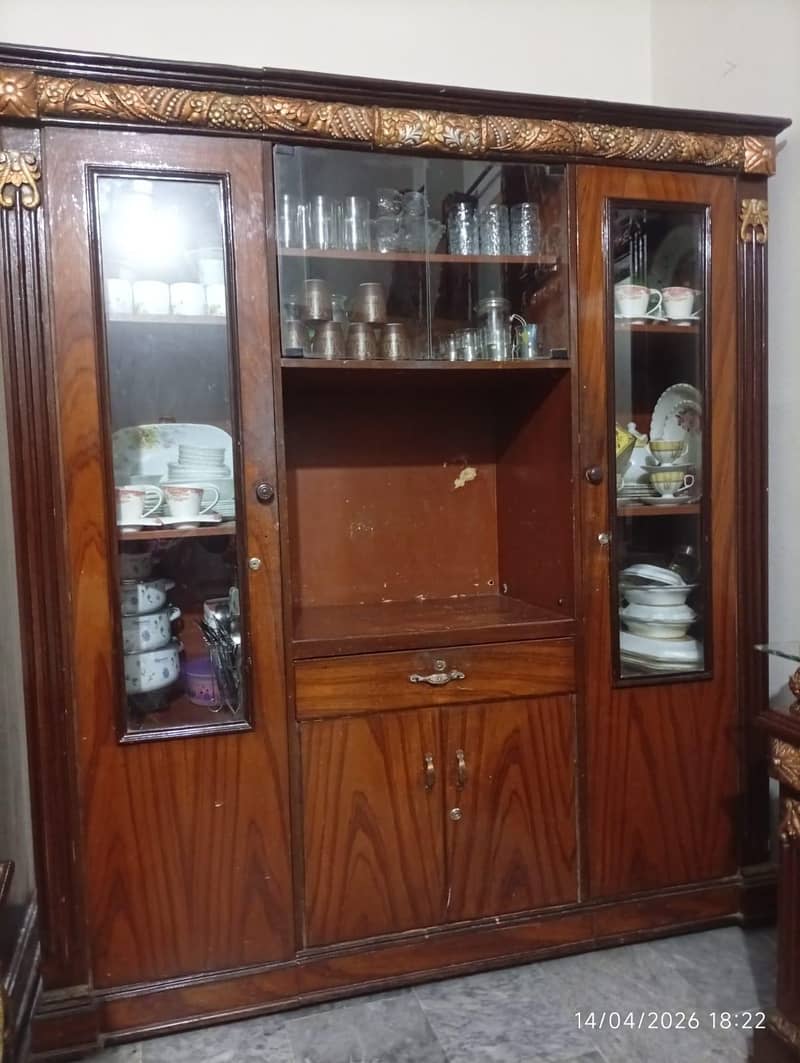 Dressing table 0
