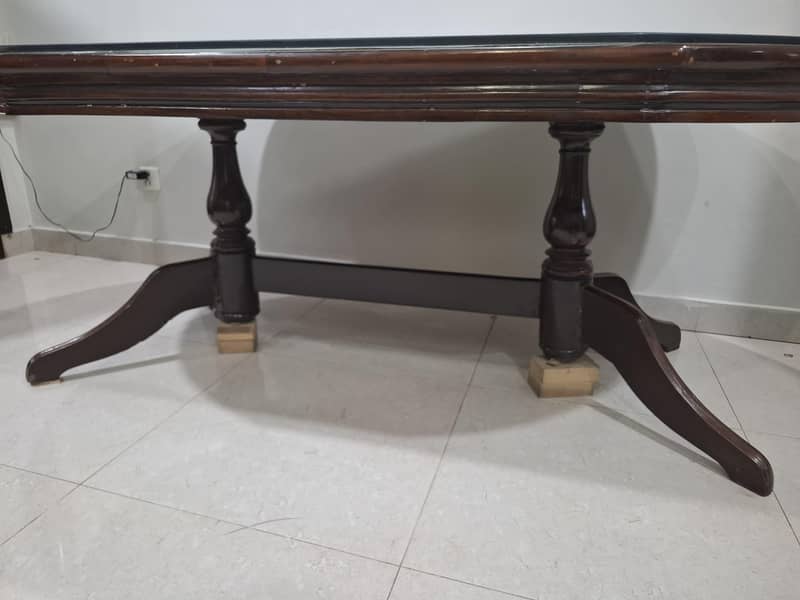 Dining table 8 persobs 4