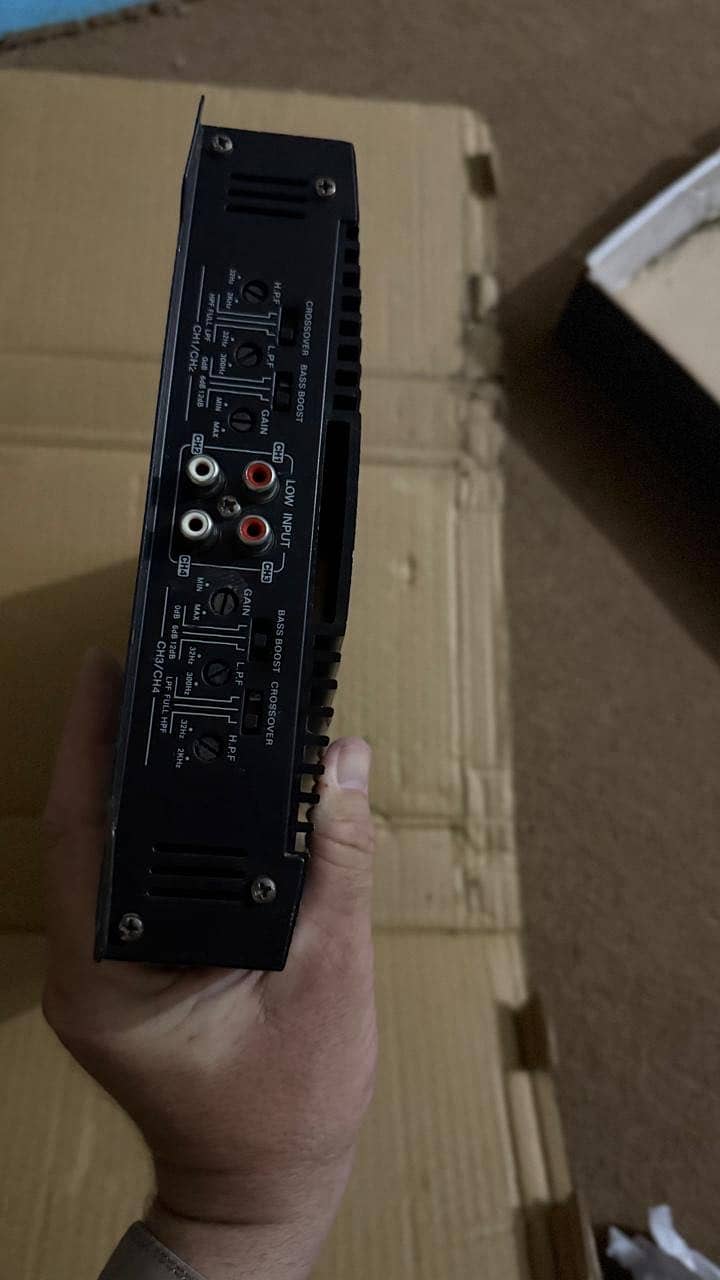 Complete car sounds system 8