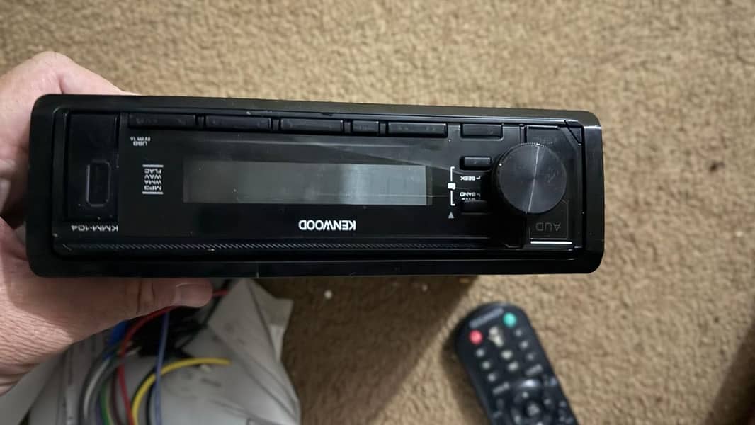 Complete car sounds system 16
