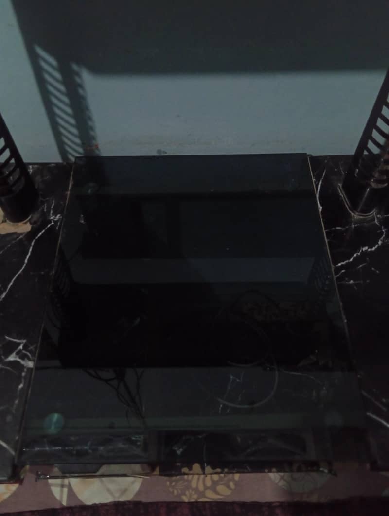 Computer Table used 1