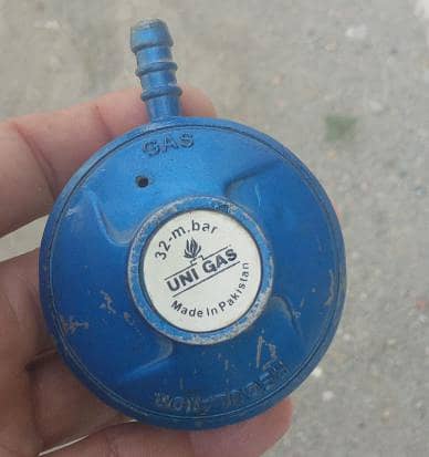 Heavy Duty LPG Gas Regulator – Kitchen & Cylinder Use