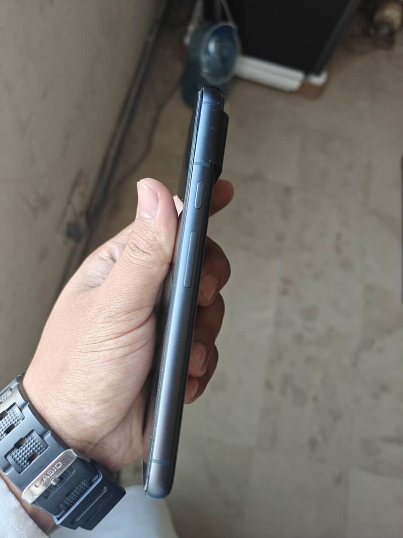 Google Pixel 8 5