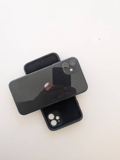 iphone 11 10 by 10 all ok condition water pack