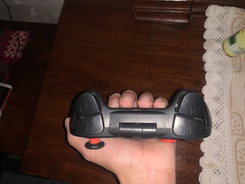 Gaming controller 1