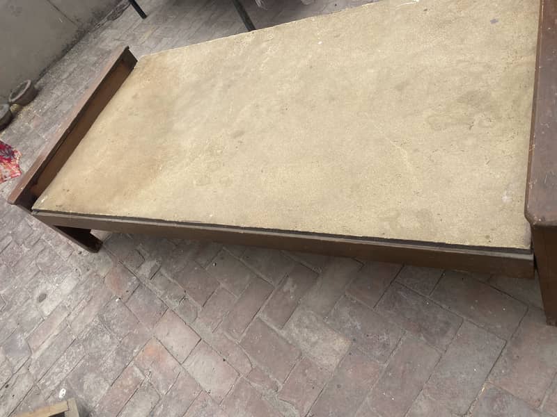 Single bed 2