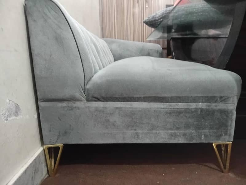 luxurious sofa 3