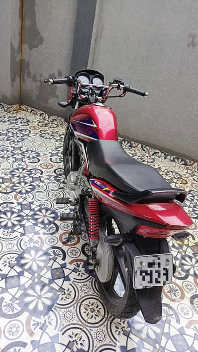 Honda cb125F new condition