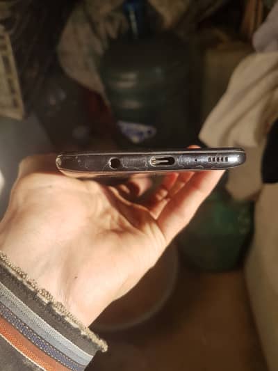 Samsung Mobile A70 - 6/128gb approved