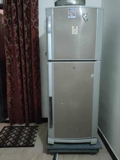 Dawlance fridge  and Dawlance inverter Ac 1 ton