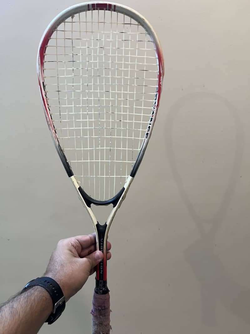 Squash racket 0
