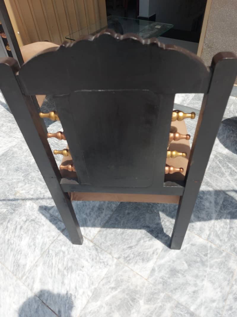 Chairs and Table set 5