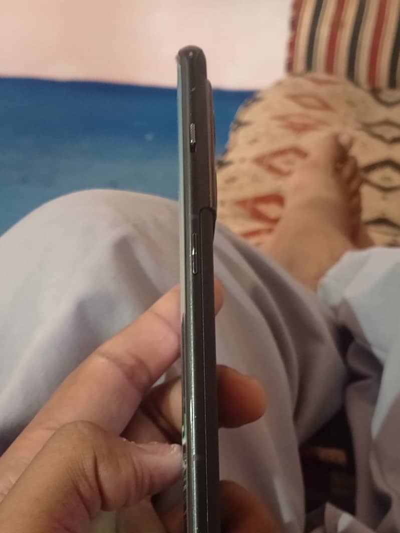 One Plus 10 Pro 1