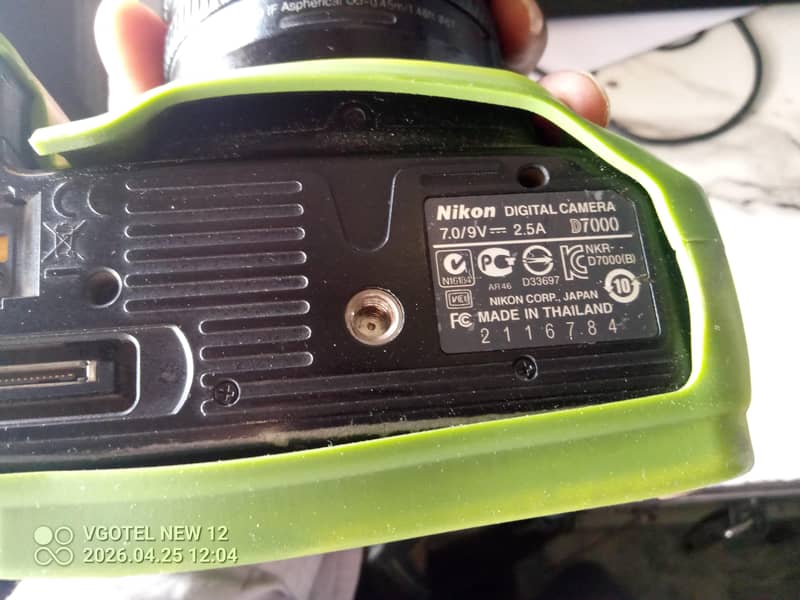 Nikon camera D7000 2