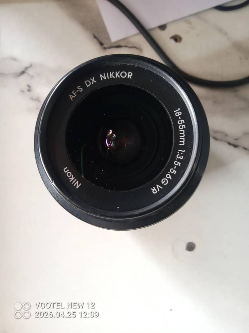 Nikon camera D7000 4