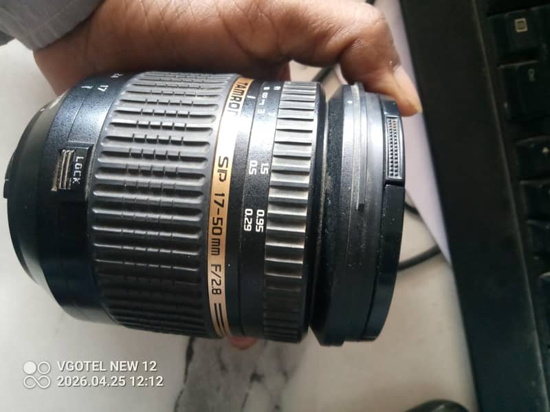 Nikon camera D7000 7