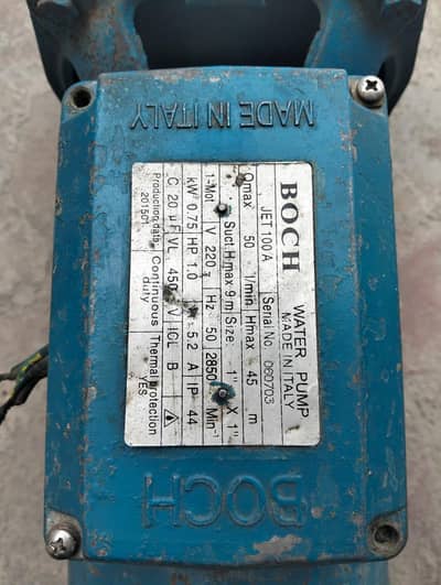 vacuumed water pump  1 hp.
