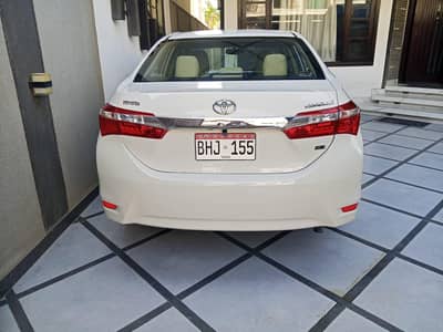 Corolla 2017 bumper to bumper orignal first owner