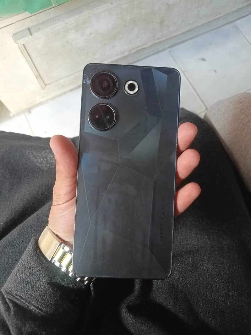 Tecno camon 20 7