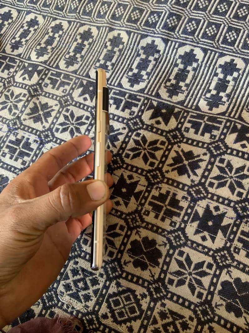 GOOGLE PIXEL 6PRO 4