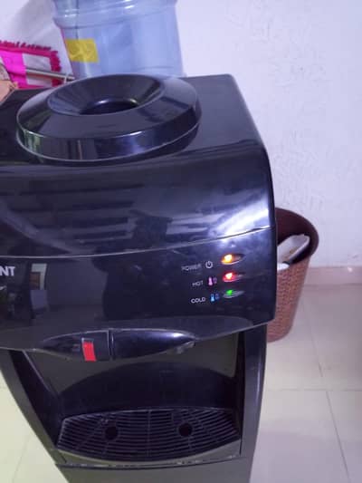 ORIENT DESPENSER WITH TWO TAPS HOT AND COLD