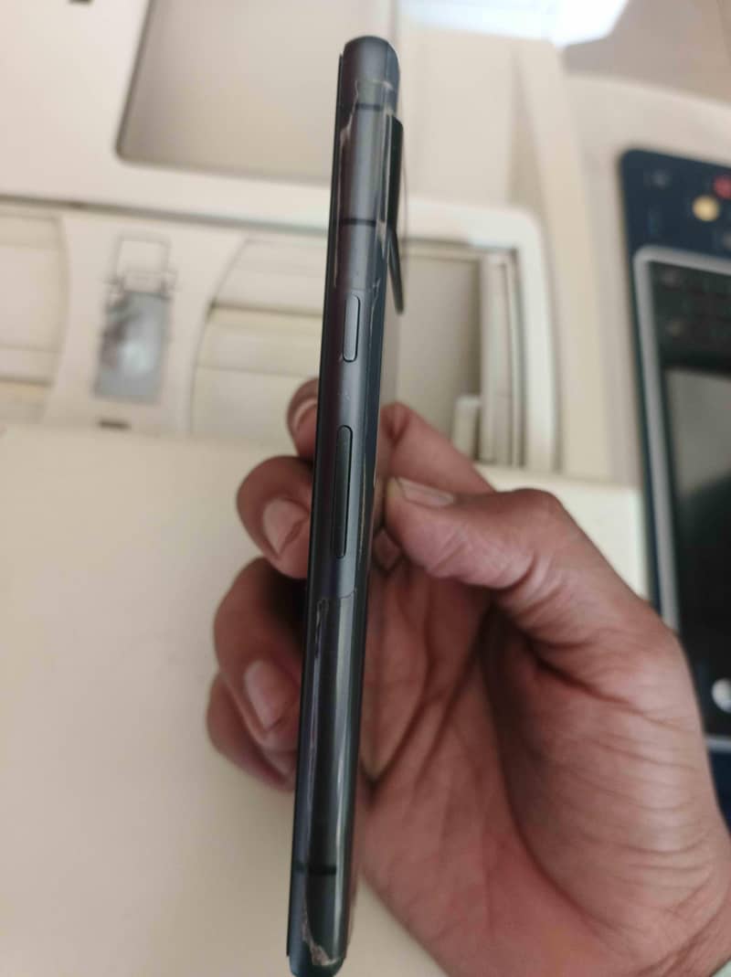 Google pixel 7A 4