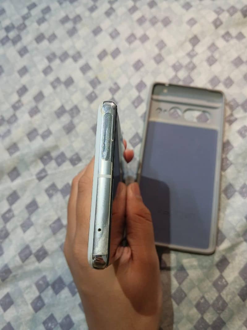 GOOGLE PIXEL 7 PRO 9