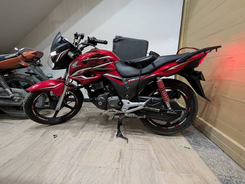 Honda CB 150F 2021 | First Owner | Sealed Engine | Like New - Standard ...