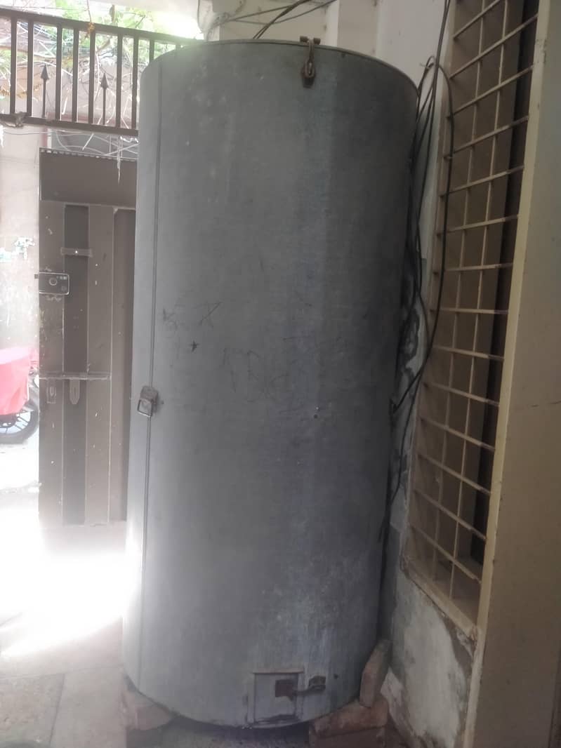 wheat storage container 1