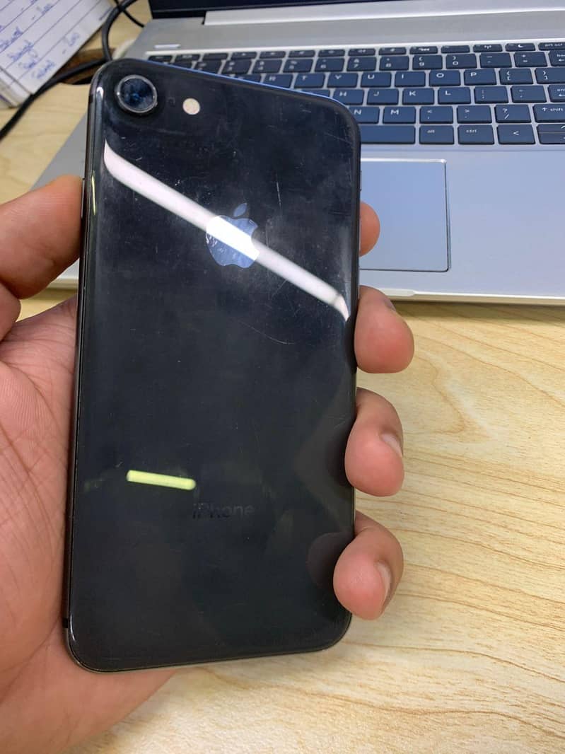 iphone 8 0